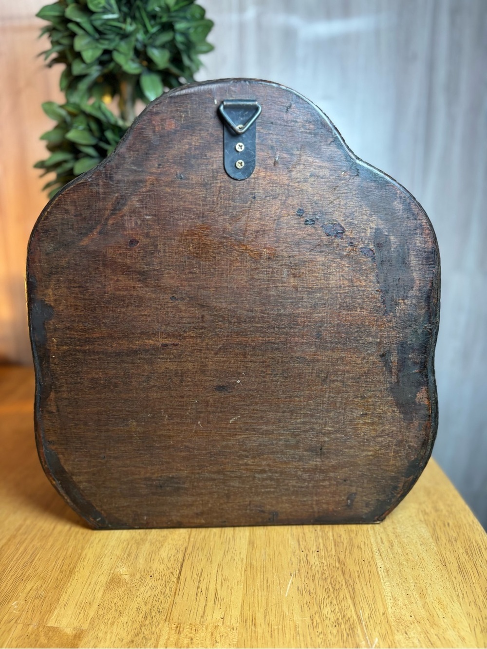 Vintage Spanish Revival Embossed Metal and Wood Wall Pocket Decor - Picture 6 of 11